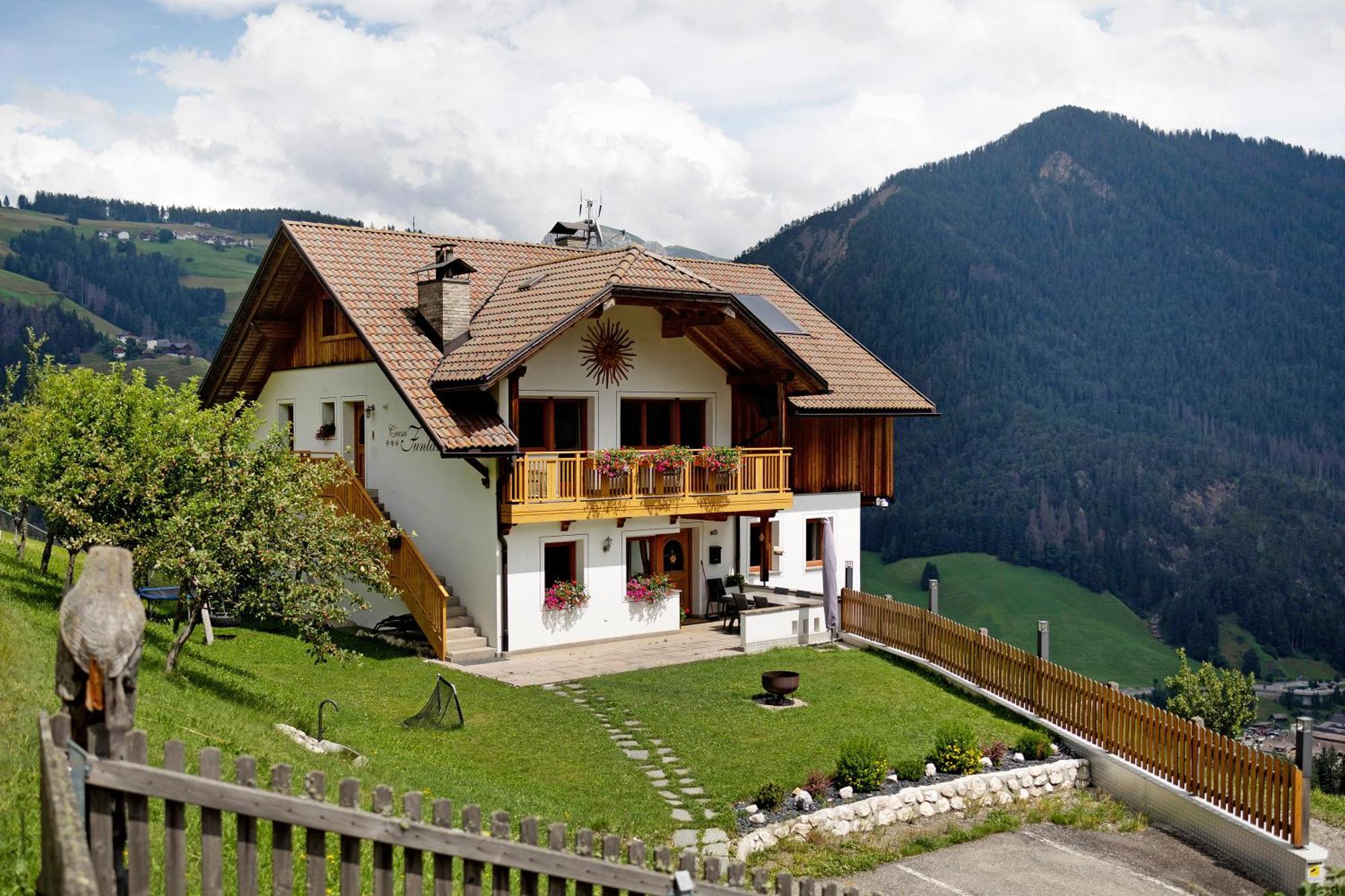 Апартаменти Ciasa Funtanies Puetia Сан-Мартіно-ін-Бадія Екстер'єр фото